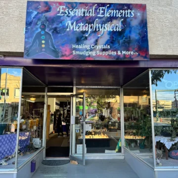 Discovering Your Spiritual Path: How Essential Elements Store in Moosejaw Can Guide You